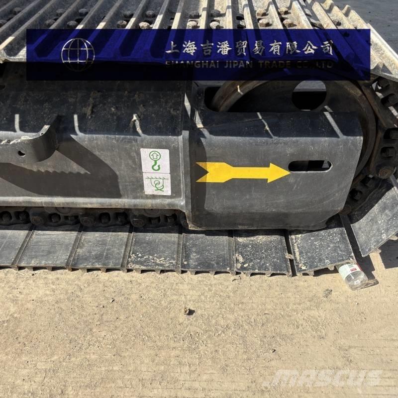 Komatsu PC 130 대형 굴삭기 29톤 이상