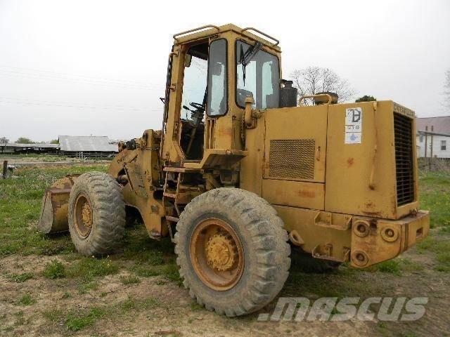 CAT 916  휠로우더