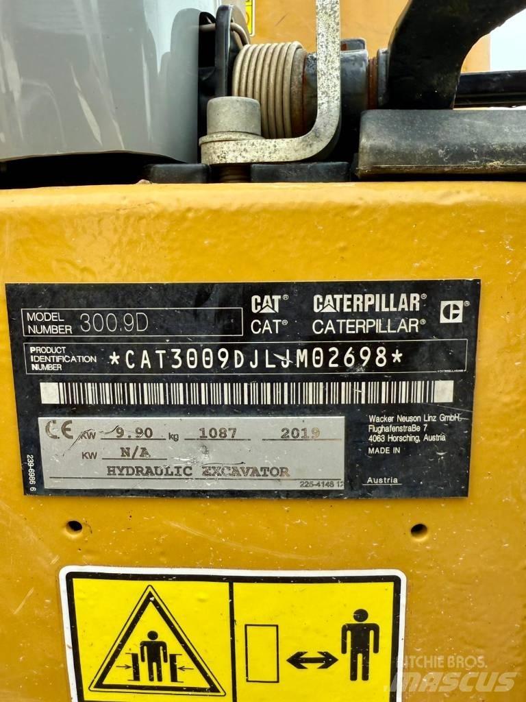 CAT 300.9 D 소형 굴삭기 7톤 미만