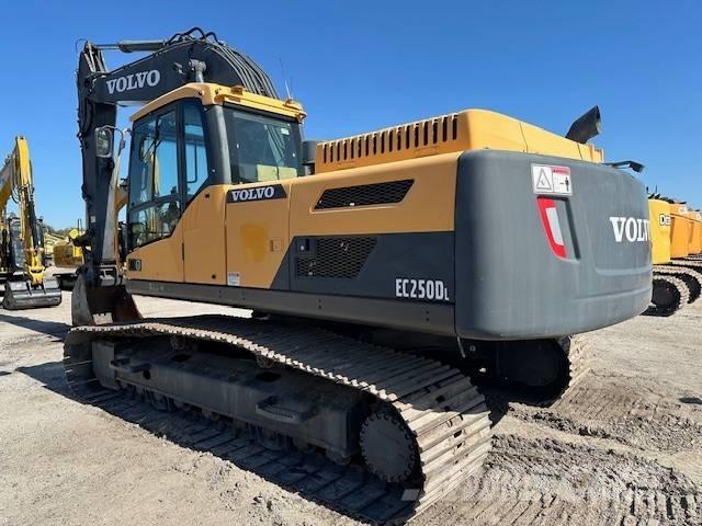 Volvo EC 250 D L 대형 굴삭기 29톤 이상