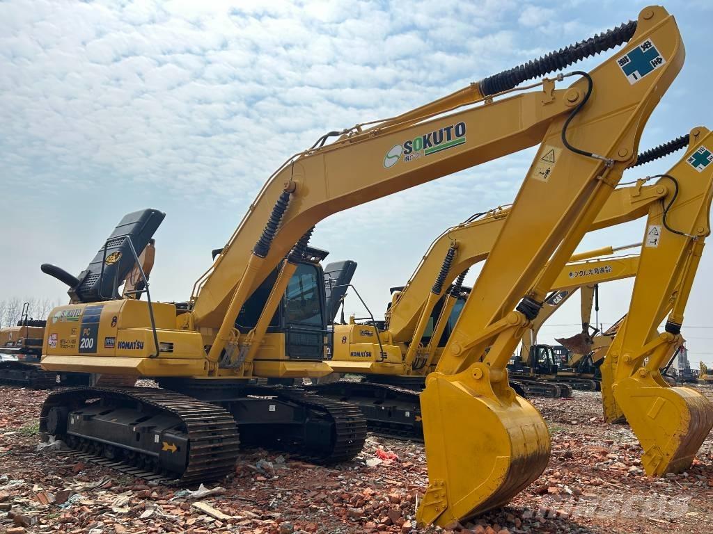 Komatsu PC 200-8 대형 굴삭기 29톤 이상