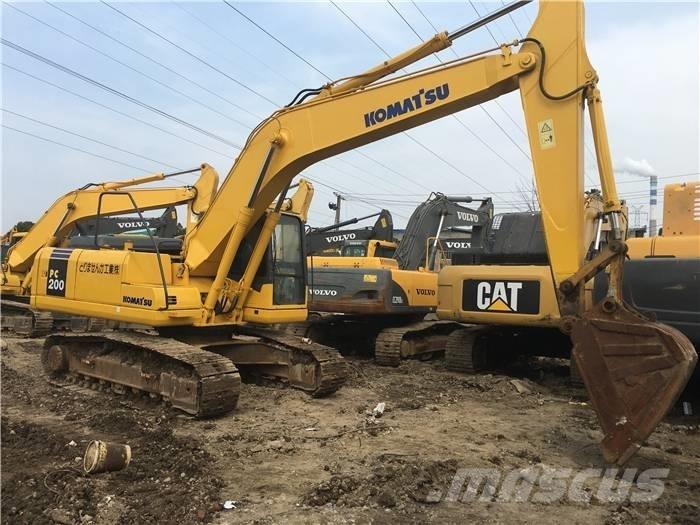 Komatsu PC 200-7 대형 굴삭기 29톤 이상