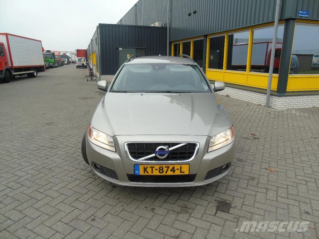 Volvo V70 + manual 자동차