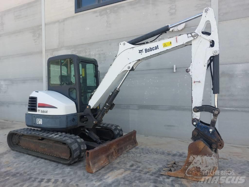 Bobcat E 50 EM 소형 굴삭기 7톤 미만