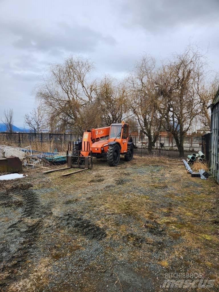 JLG Skytrack 텔러 핸들러
