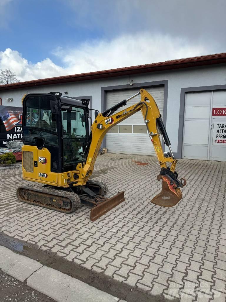 CAT 301.8 소형 굴삭기 7톤 미만