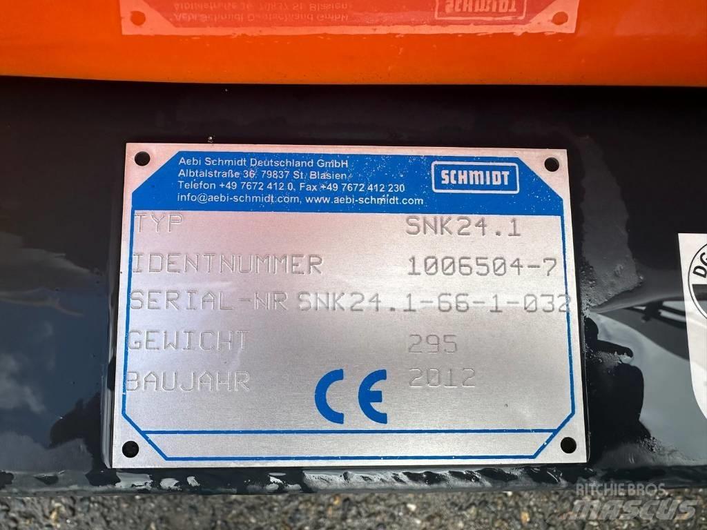 Schmidt SNK24.1 제설 블레이드 및 제설기