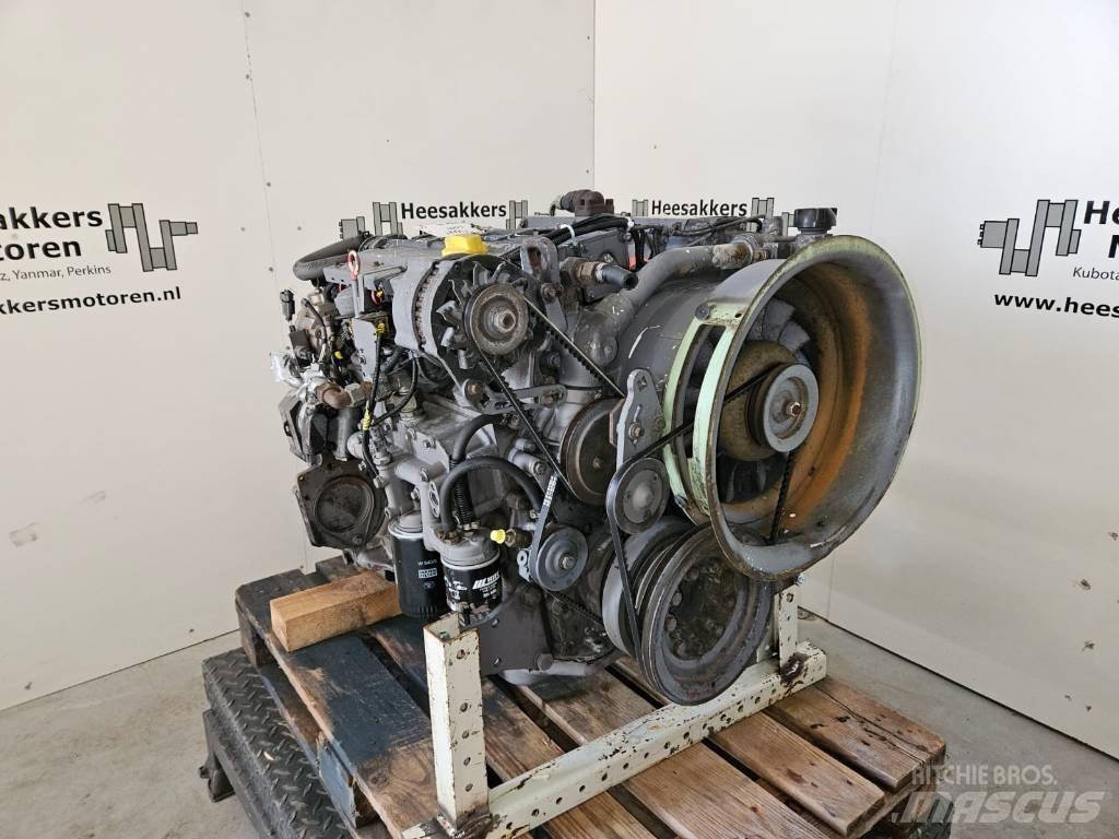 Deutz BF4M1012 엔진