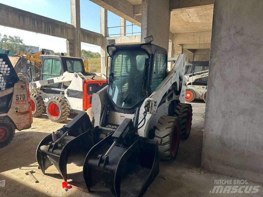 Bobcat S750  스키드로더