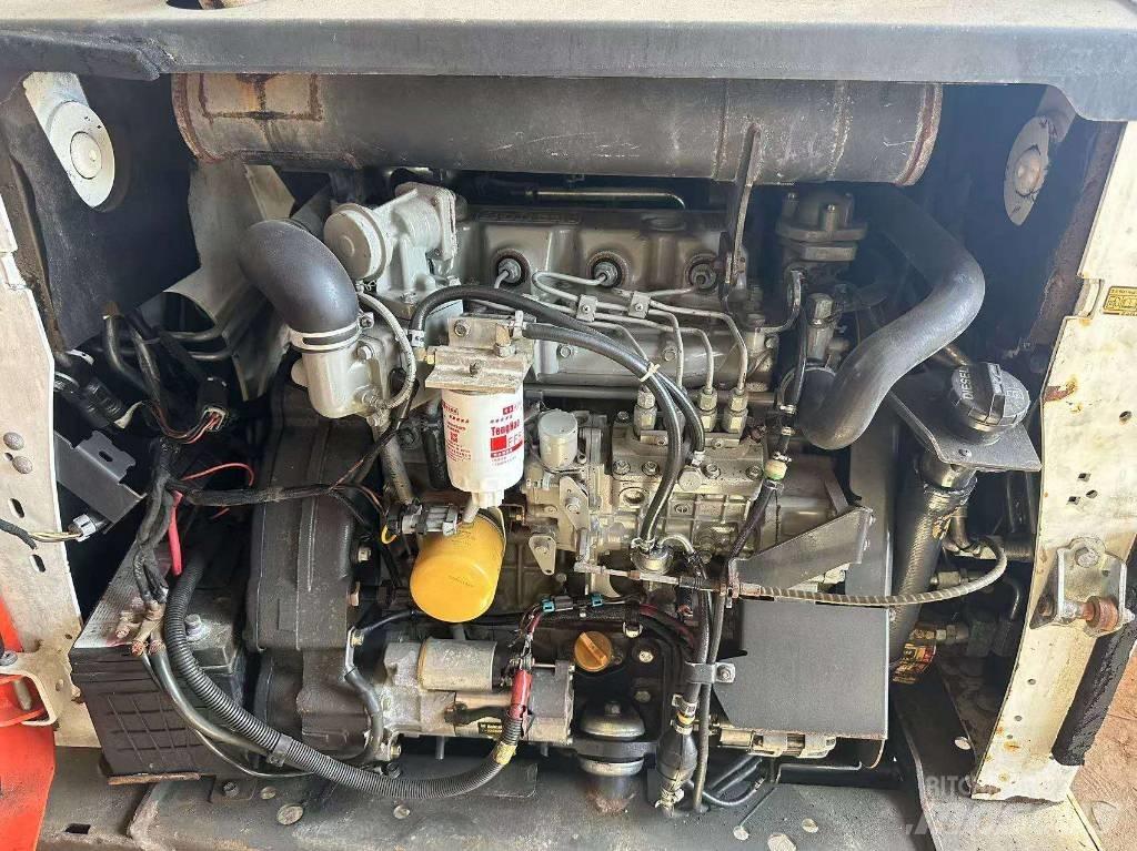 Bobcat S750  스키드로더