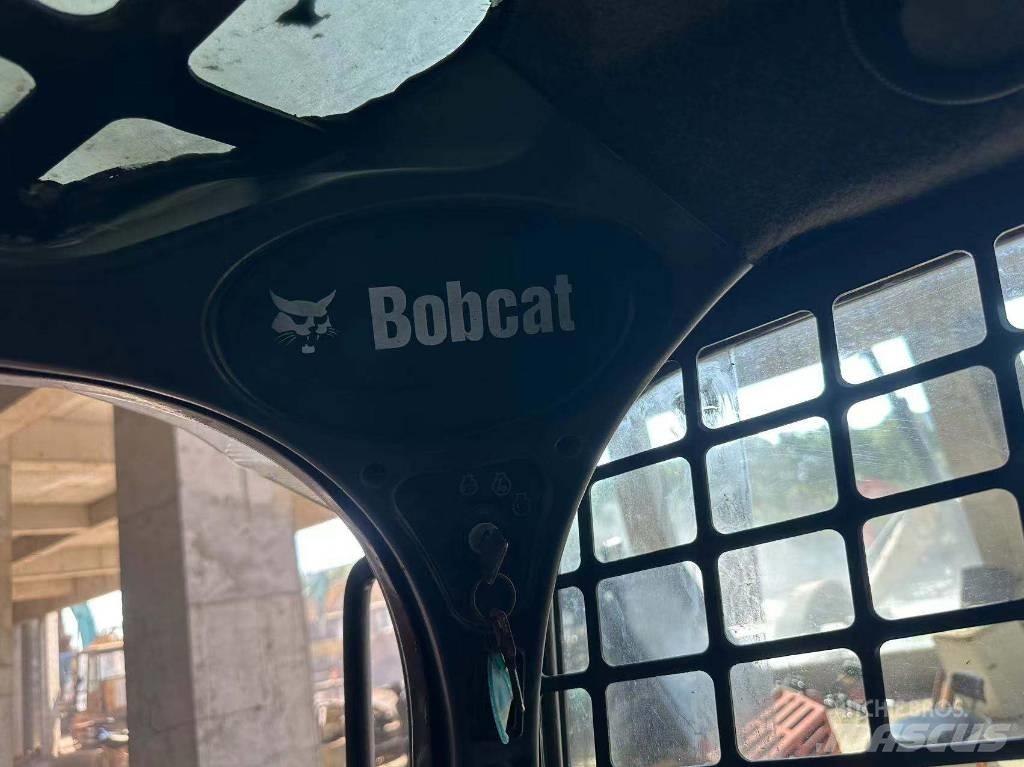Bobcat S750  스키드로더