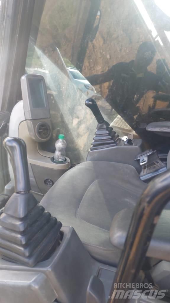 CAT 320D 대형 굴삭기 29톤 이상