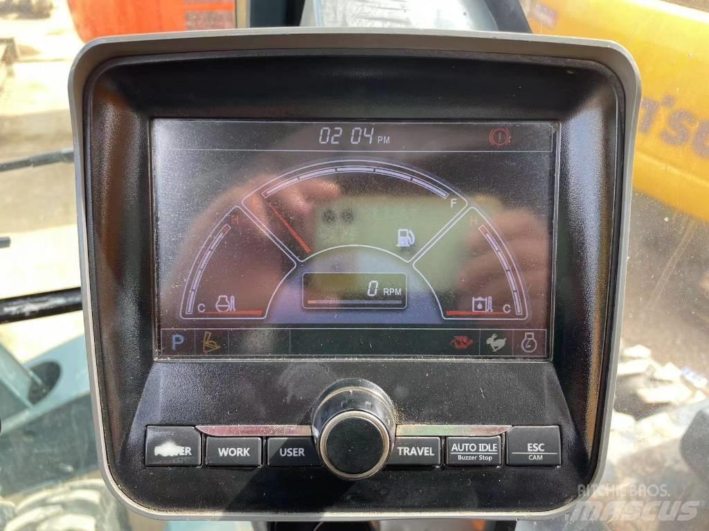 Hyundai R210W-9  휠 굴삭기
