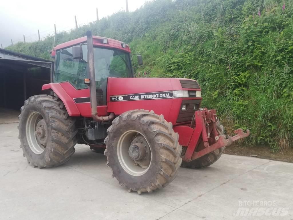 CASE 7110 트랙터