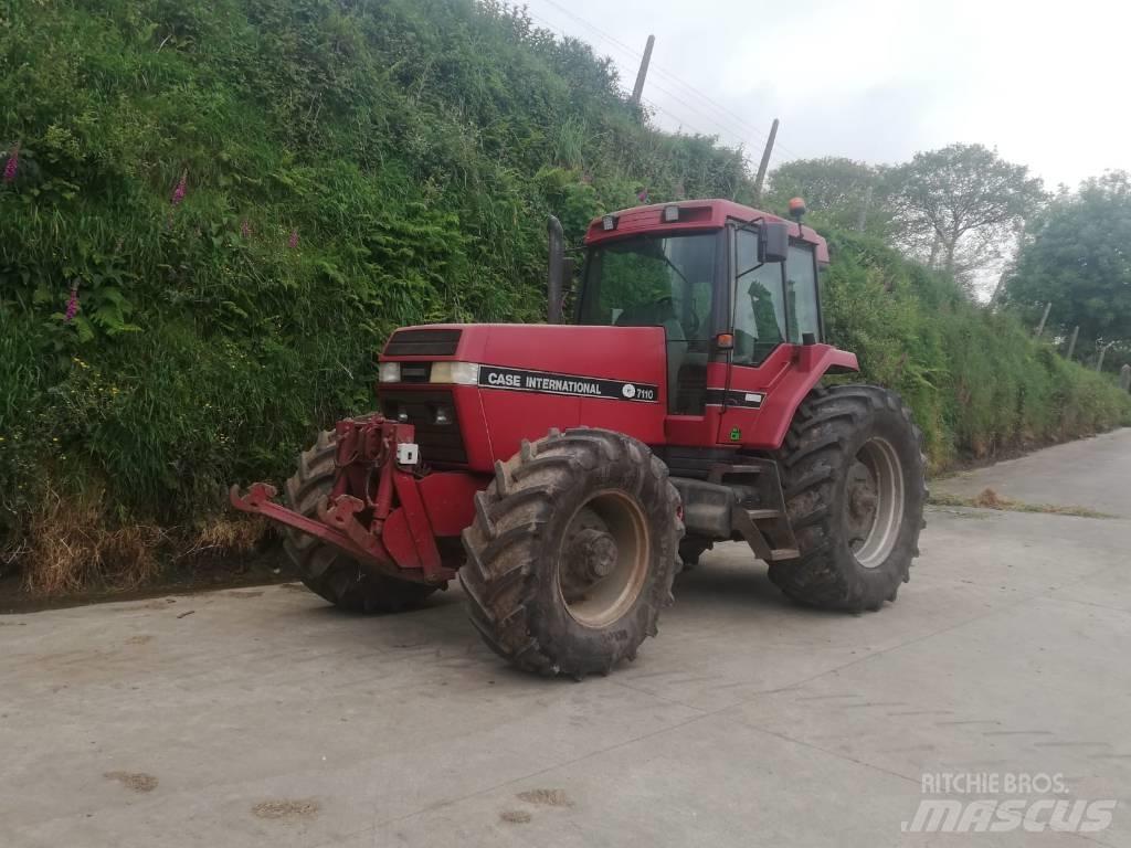 CASE 7110 트랙터