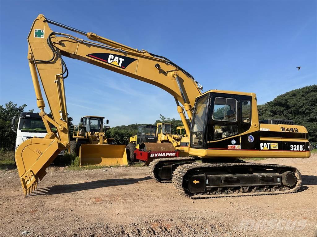 CAT 320 B 대형 굴삭기 29톤 이상