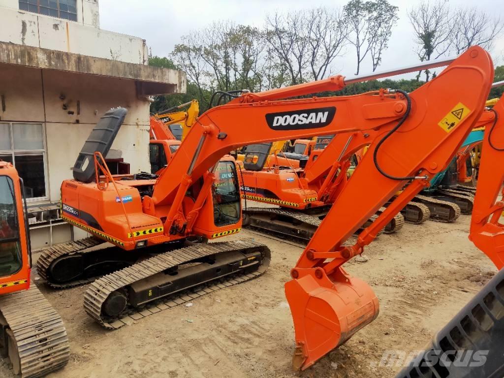 Doosan DH220LC-7 대형 굴삭기 29톤 이상