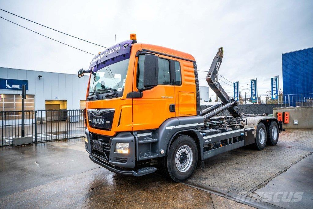 MAN TGS 33.420 BB 훅 리프트 트럭