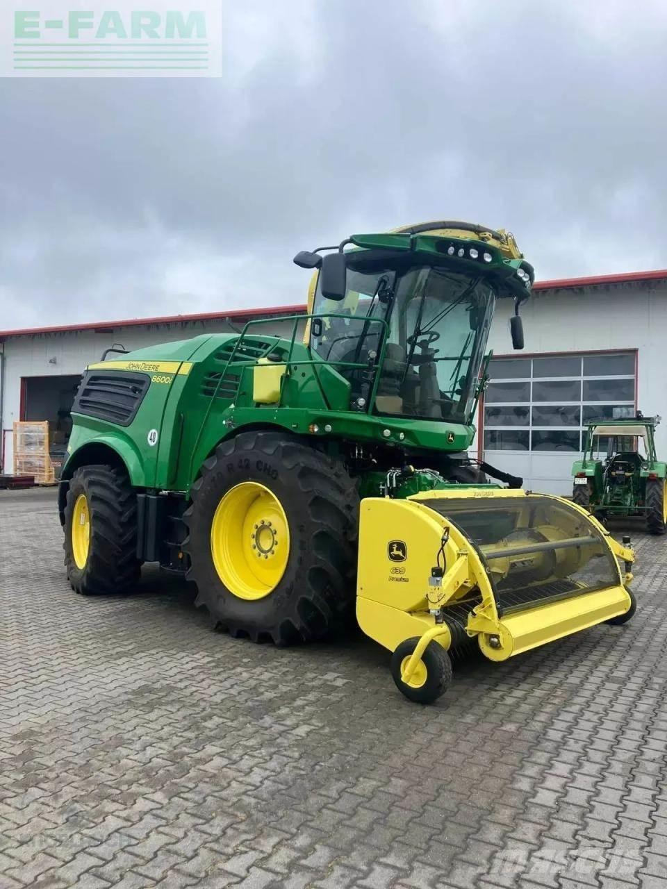 John Deere 8600i 자동 초지기계