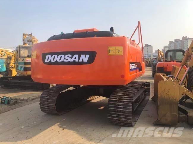 Doosan DH 225 LC-9 대형 굴삭기 29톤 이상