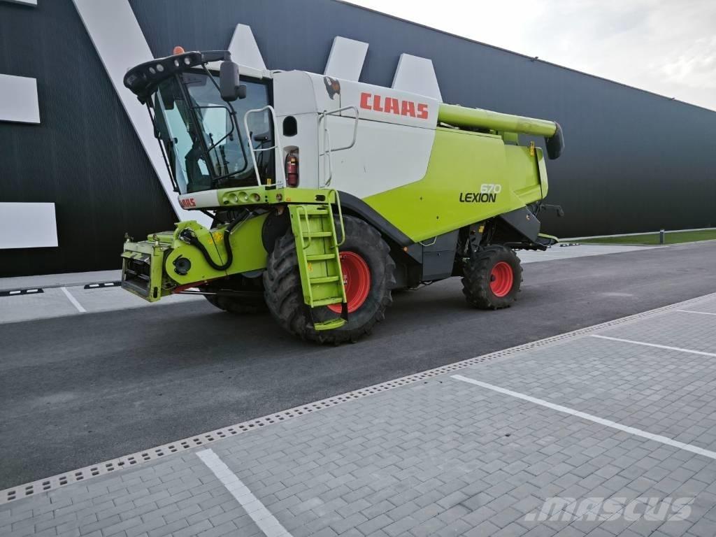 CLAAS Lexion 670 콤바인 수확기