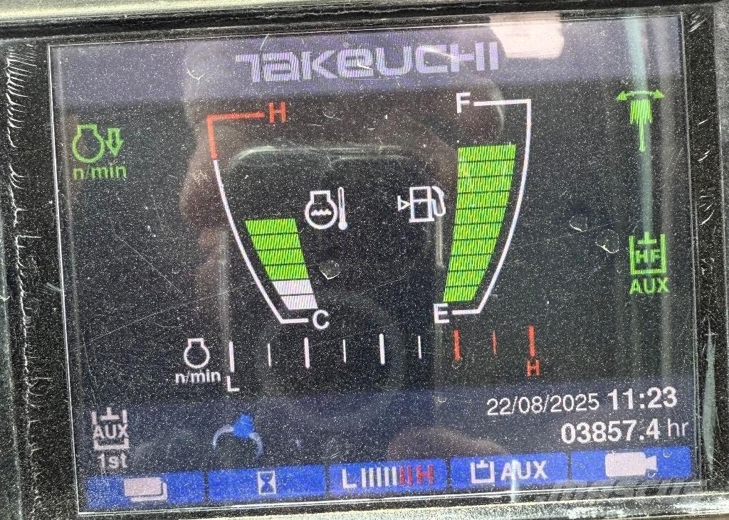Takeuchi TB 290 중형굴삭기 7톤-28톤
