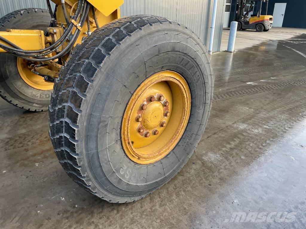 CAT 160M (140) 그레이더
