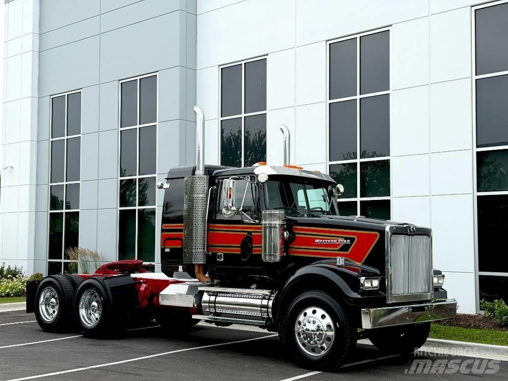 Western Star 4900 SF 트랙터 유닛