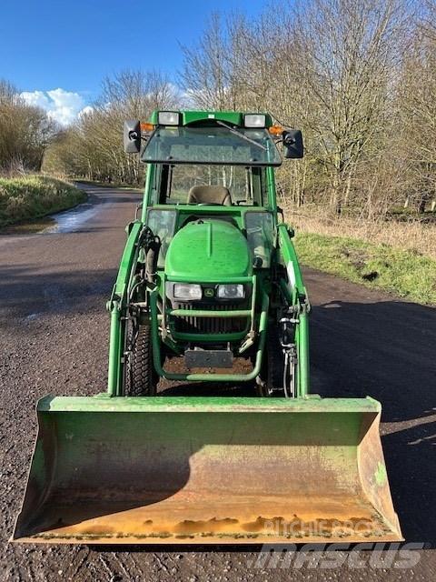 John Deere 2720 소형 트랙터