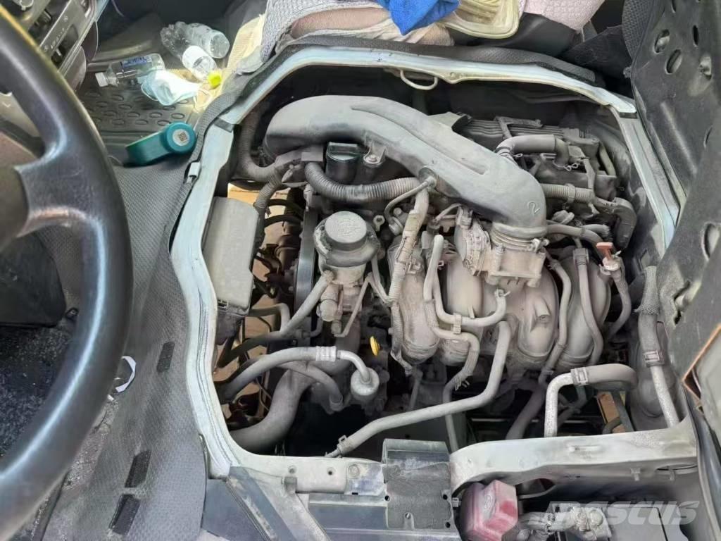 Toyota Hiace 미니 버스