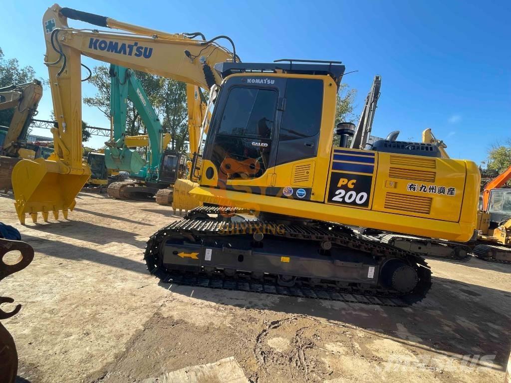 Komatsu PC 200-8 대형 굴삭기 29톤 이상