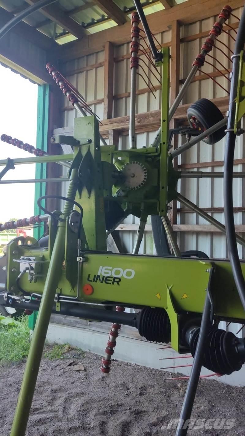 CLAAS Liner 1600 수확기
