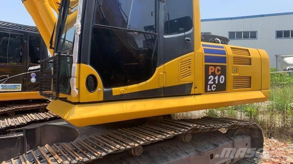 Komatsu PC 210 LC 대형 굴삭기 29톤 이상