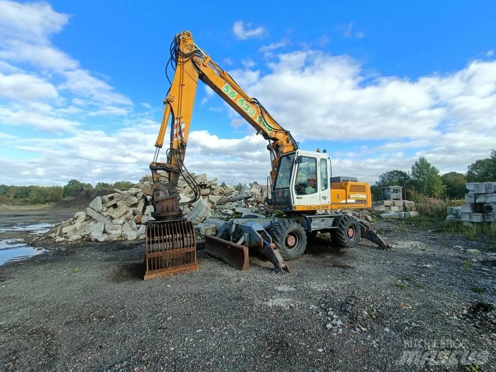 Liebherr A924  휠 굴삭기