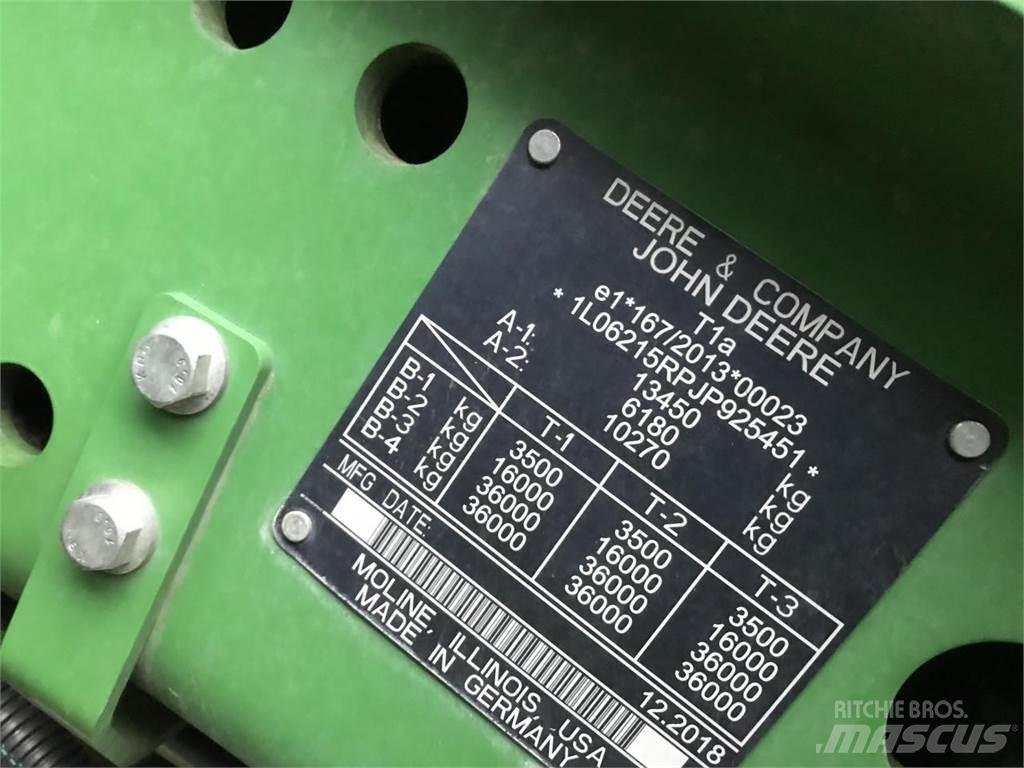 John Deere 6215R 트랙터