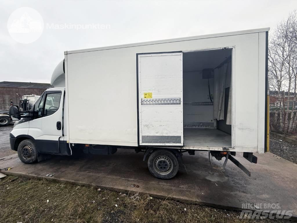 Iveco Daily 35 S16 온도 조절식