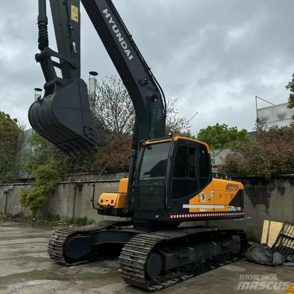Hyundai R220LC-9S 대형 굴삭기 29톤 이상