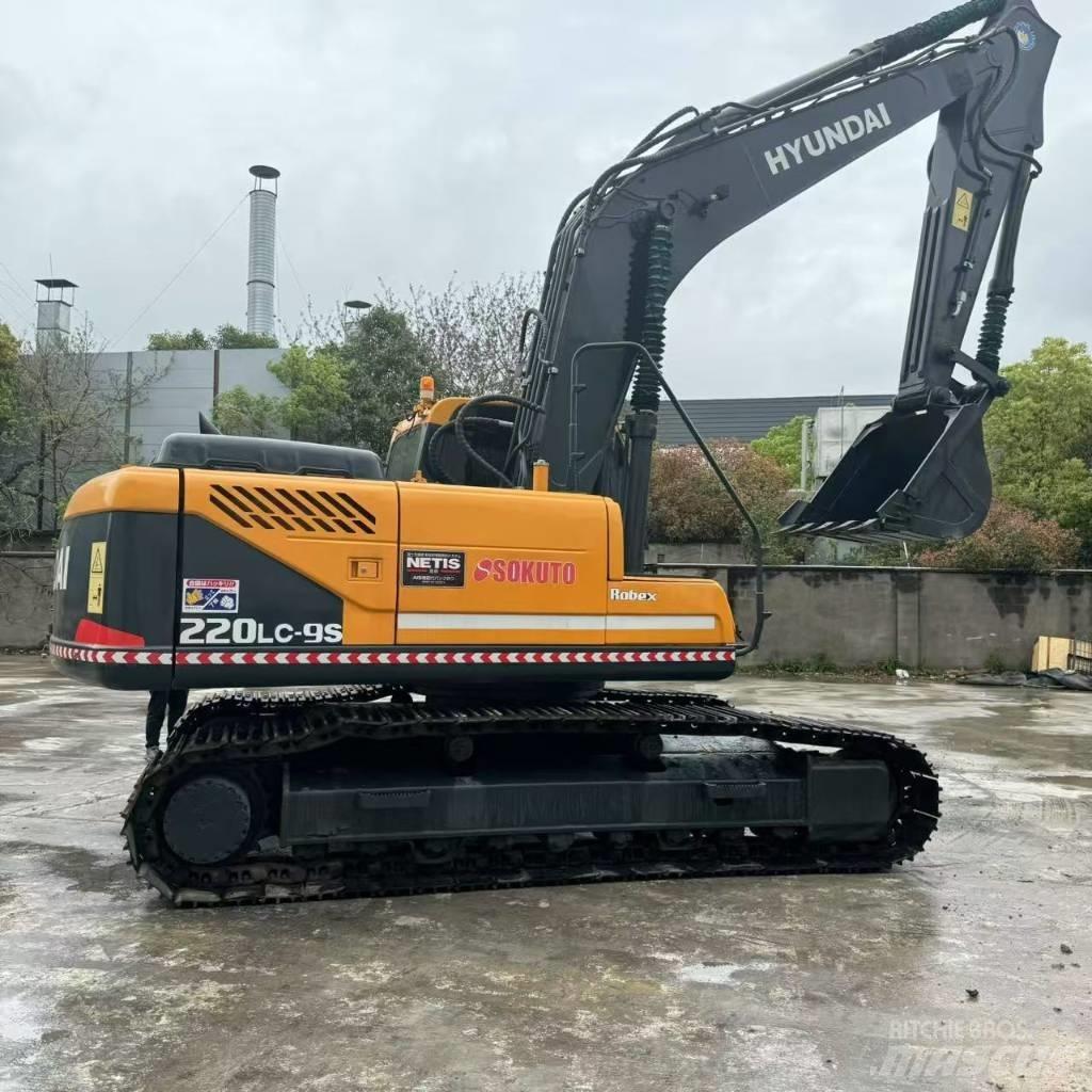 Hyundai R220LC-9S 대형 굴삭기 29톤 이상