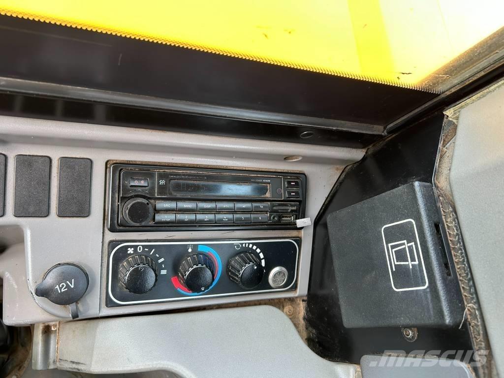 JCB 85 Z-1 중형굴삭기 7톤-28톤