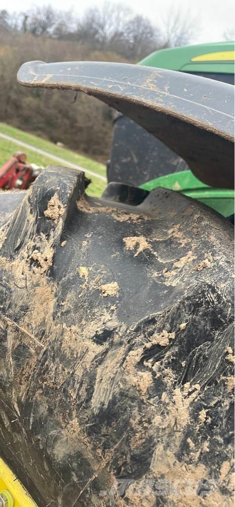 John Deere 6155R 트랙터