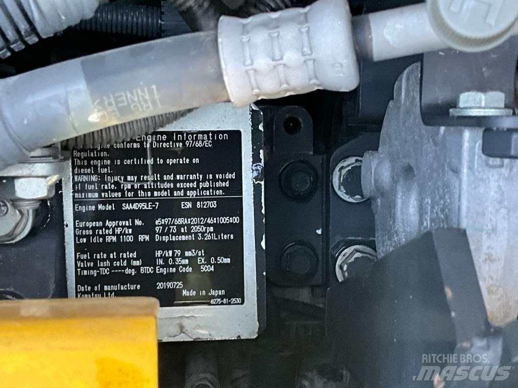 Komatsu PC 138 US-11 대형 굴삭기 29톤 이상