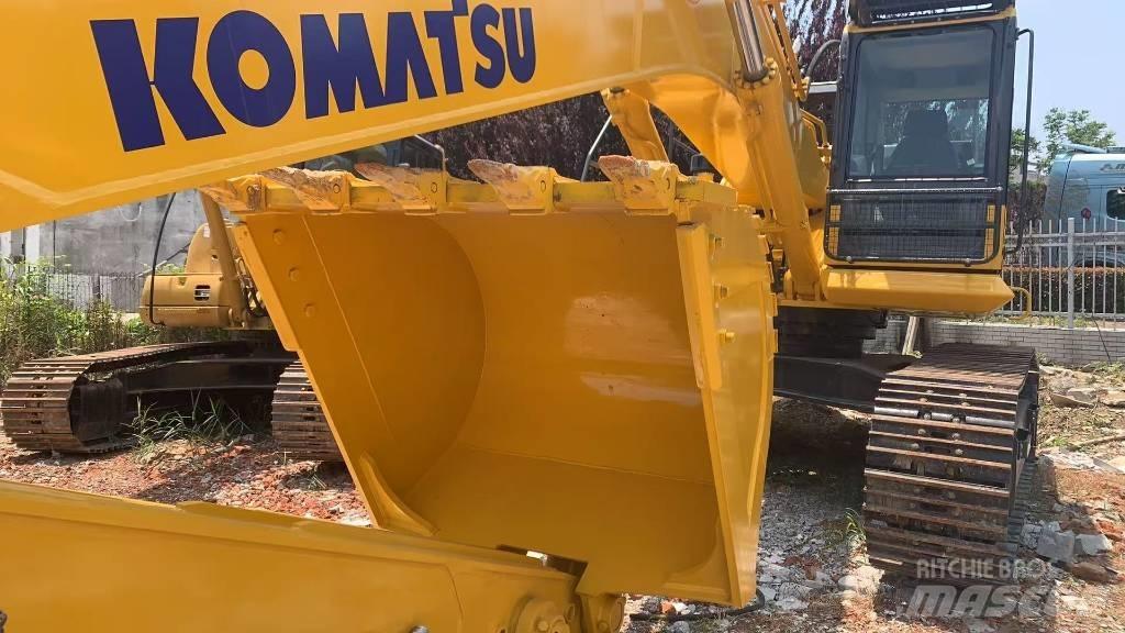 Komatsu PC 450 대형 굴삭기 29톤 이상