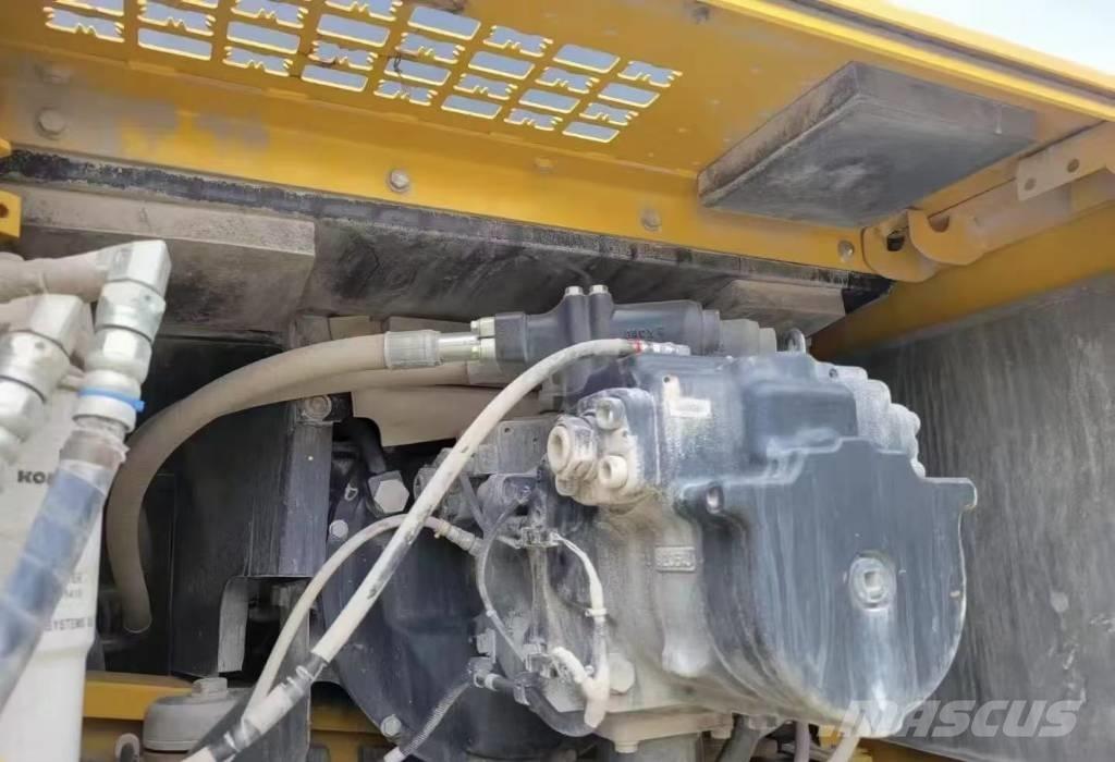 Komatsu PC 460-8 대형 굴삭기 29톤 이상