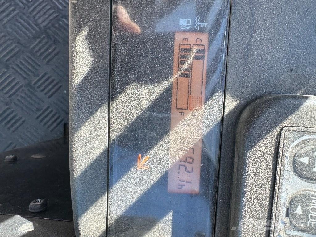 Toyota 40-8FD35N 디젤 지게차