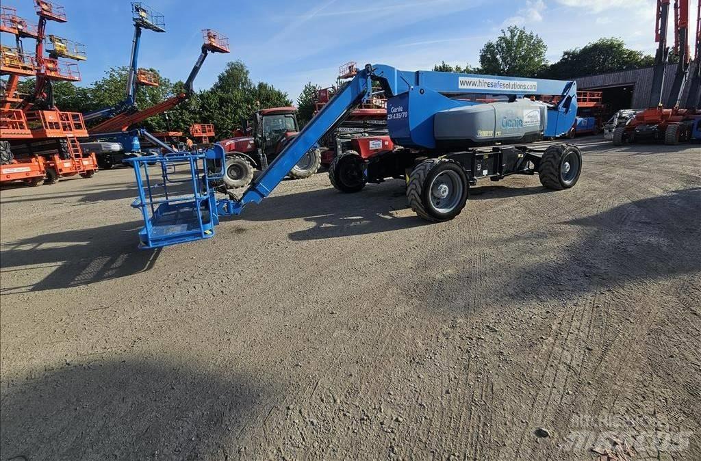 Genie ZX 135/70 관절형 전동이동 리프트