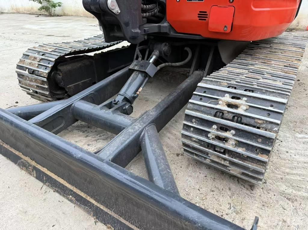 Kubota KX163 소형 굴삭기 7톤 미만