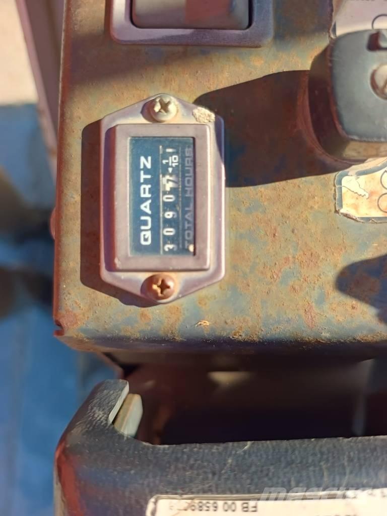Bobcat 322 D 소형 굴삭기 7톤 미만