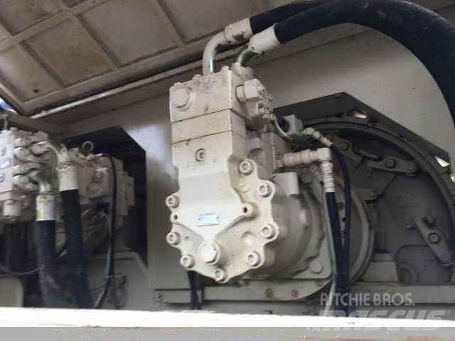 Terex HC 110 트랙 크레인