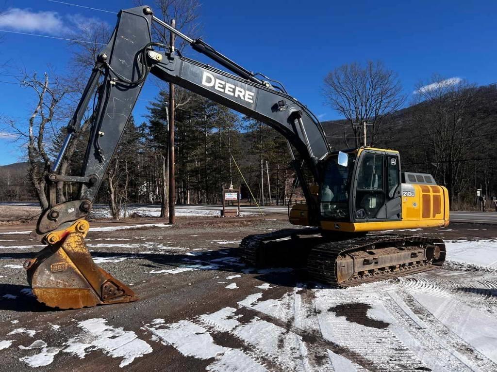 DEERE 210G LC 대형 굴삭기 29톤 이상