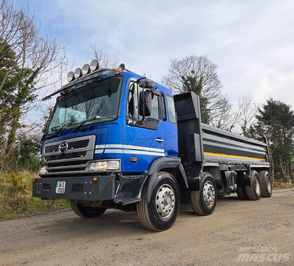 Hino 700 FY 덤프 트럭